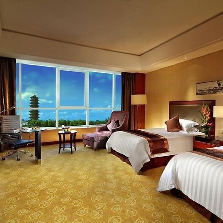 Jurong Yukun New Century Hotel Jiangsu Cameră foto